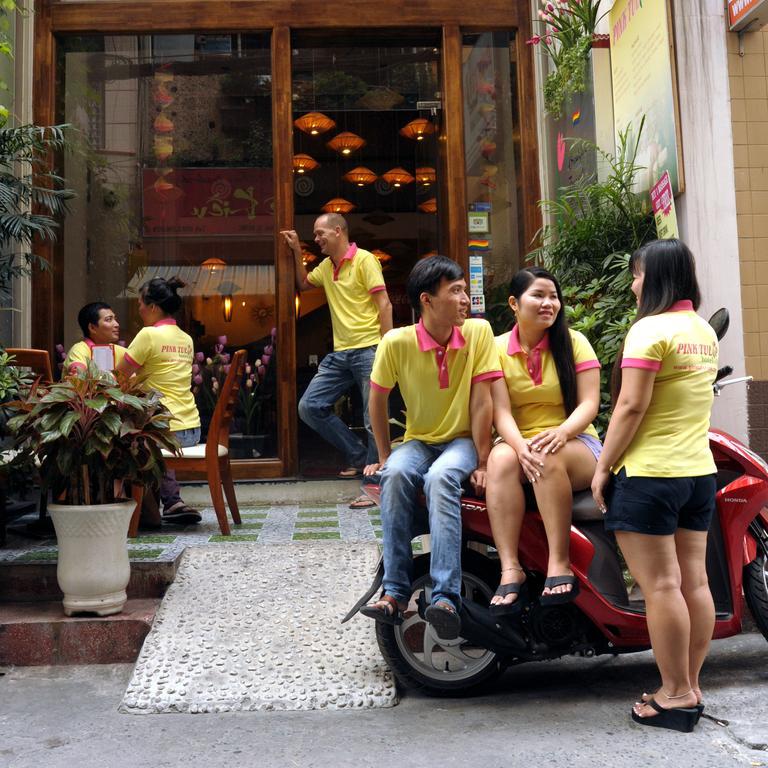 Pink Tulip Hotel Cidade de Ho Chi Minh Exterior foto