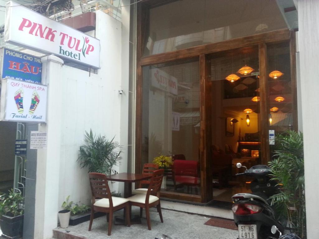 Pink Tulip Hotel Cidade de Ho Chi Minh Exterior foto